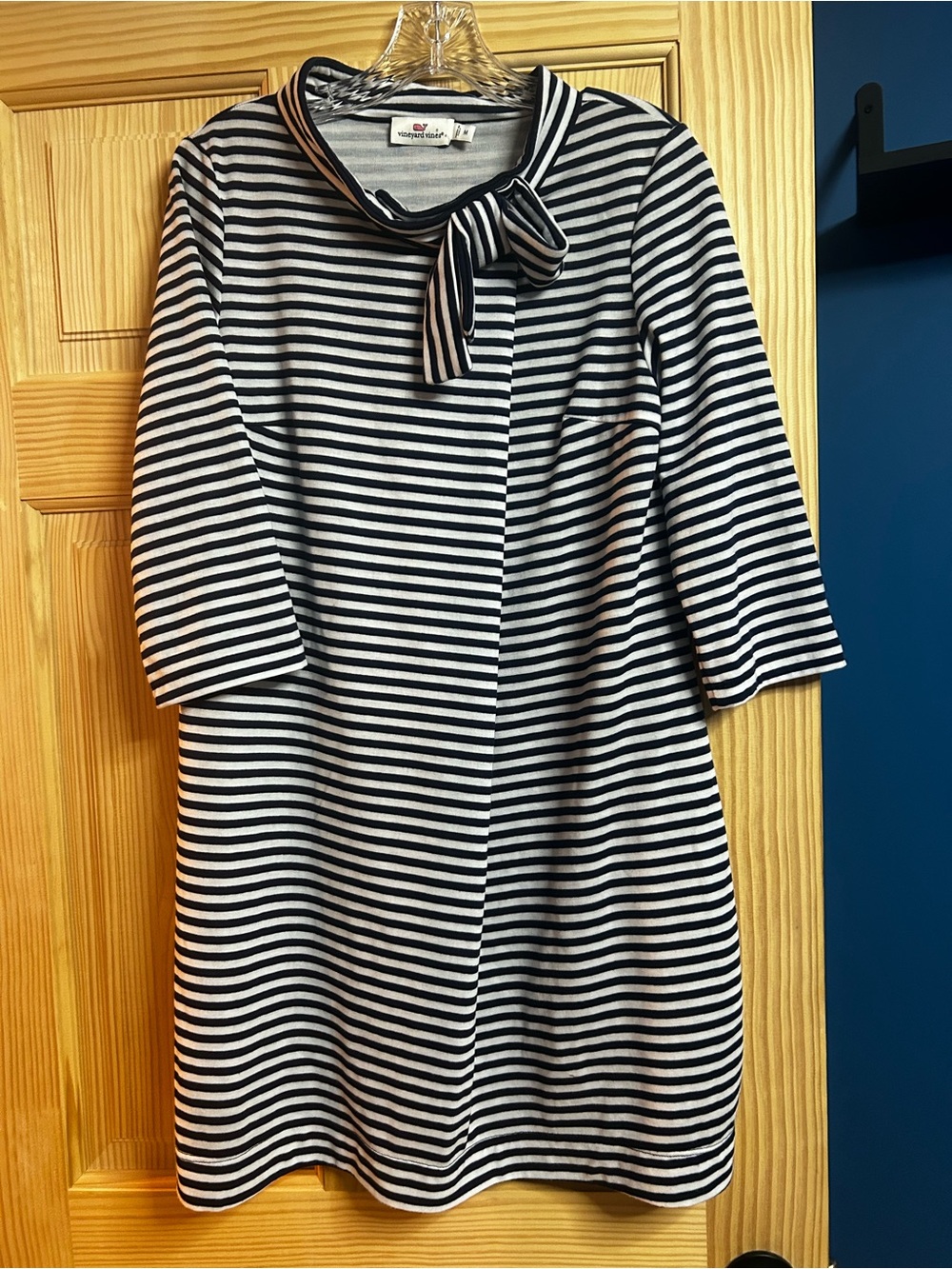 Vineyard Vines Striped Bow-Neck Dress in Navy & White Medium
